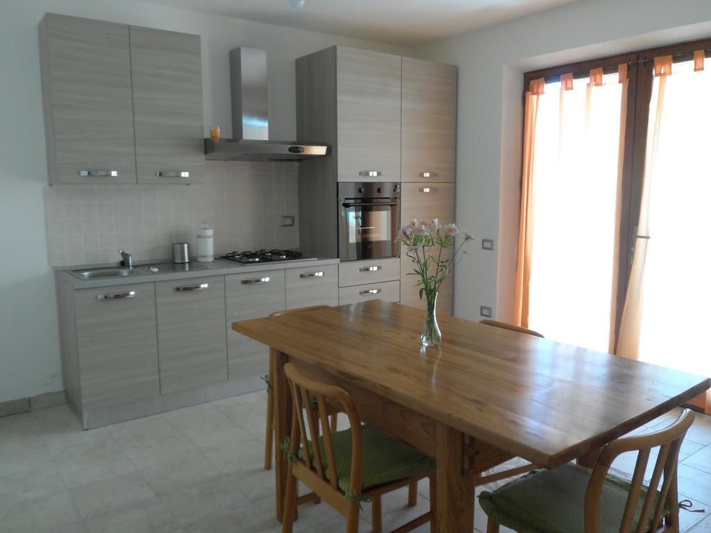 Monterubbiano Il Piccolo Carro Apartments חדר תמונה